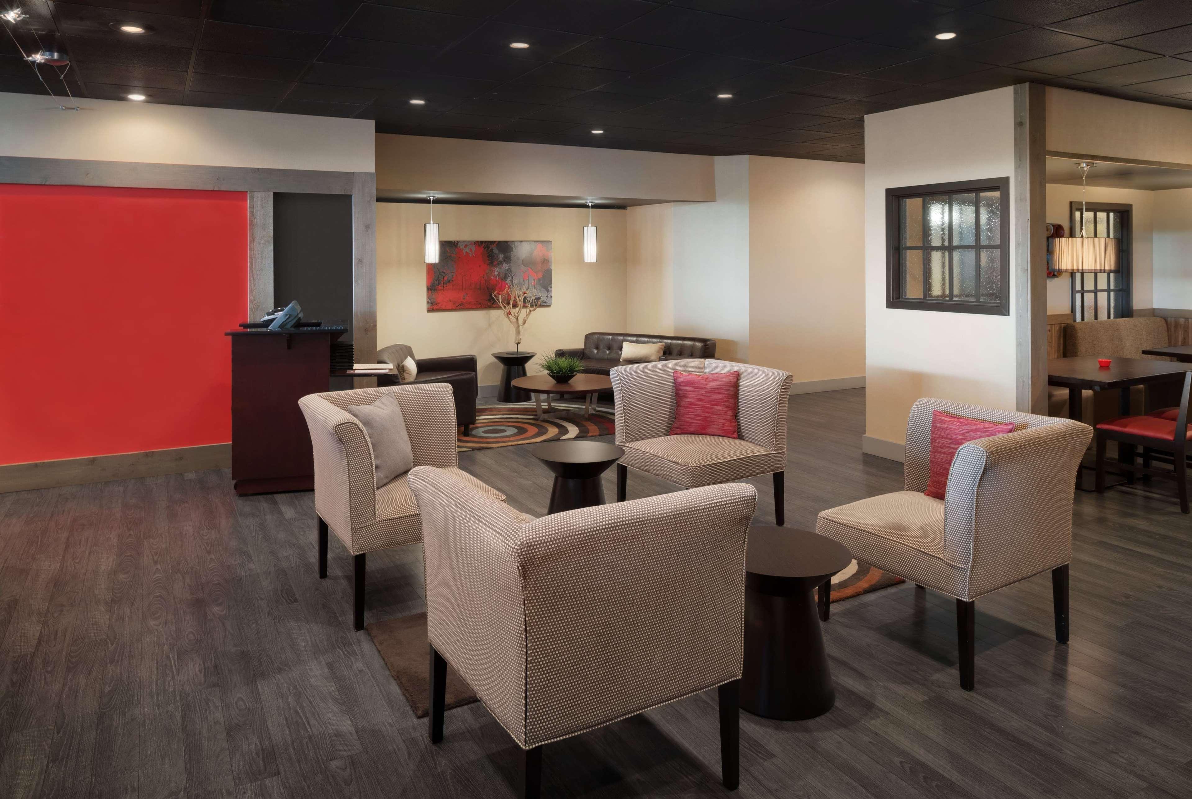 Ramada By Wyndham Uniontown Hotel Luaran gambar